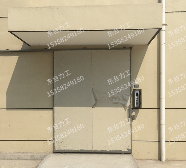 導軌式液壓貨梯(標配)室外